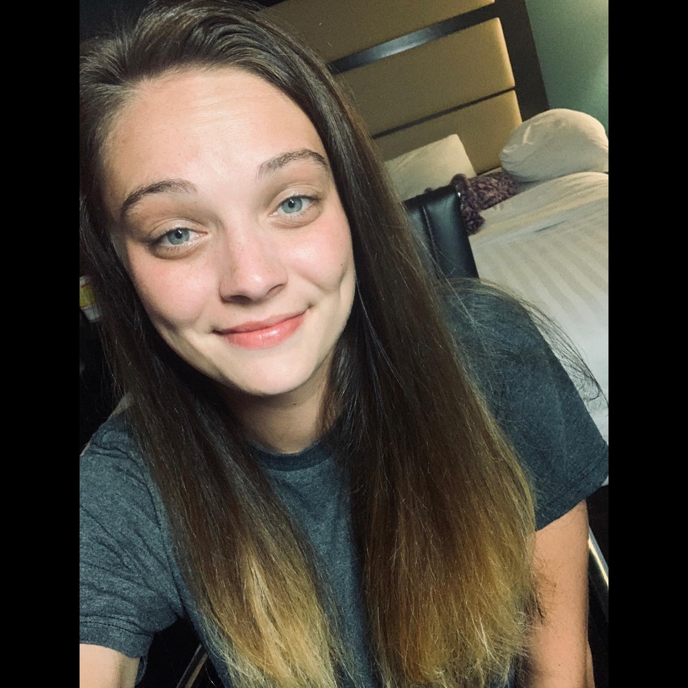 Meet your Posher, Makenzie